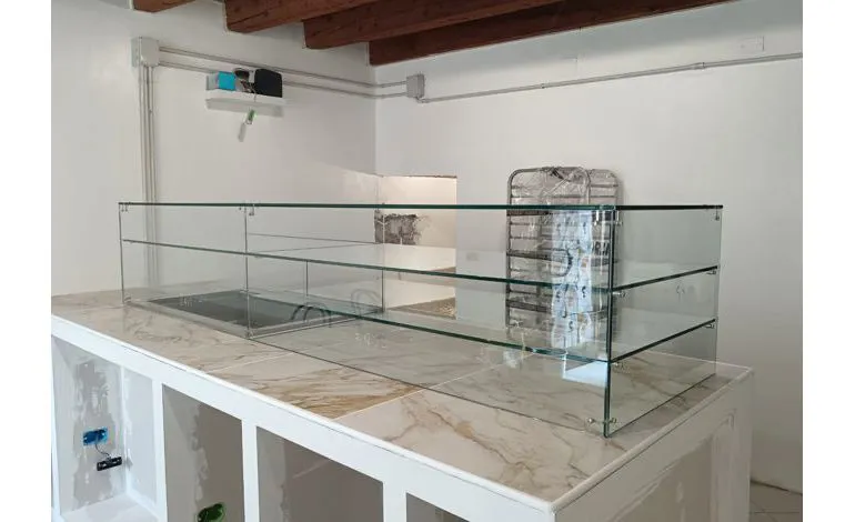 vetrinetta per bancone